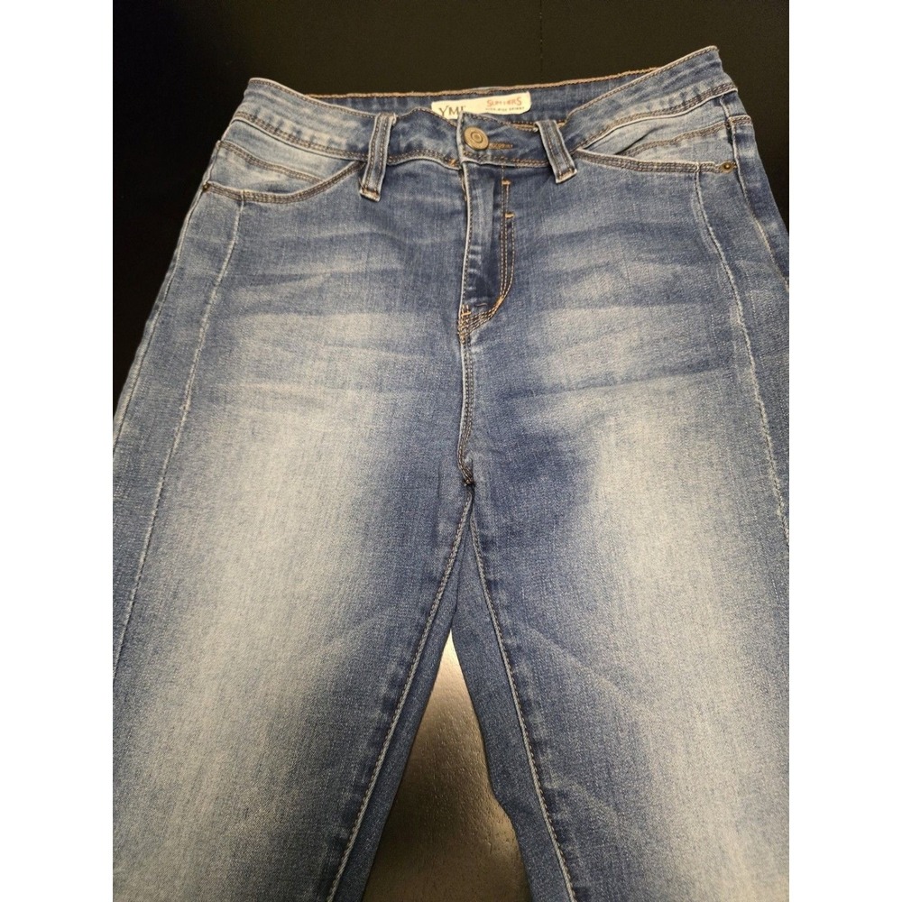 YMI Slim-Hers High-Rise Skinny‎ Jeans – Medium Wash – Size 7/28 (Approx.)